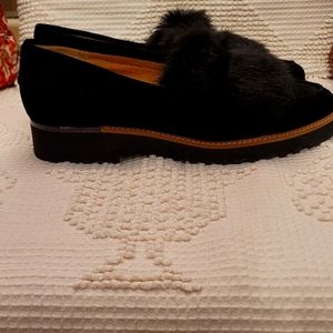 Shoes franco sarto size 8 black suede with fur only wore once